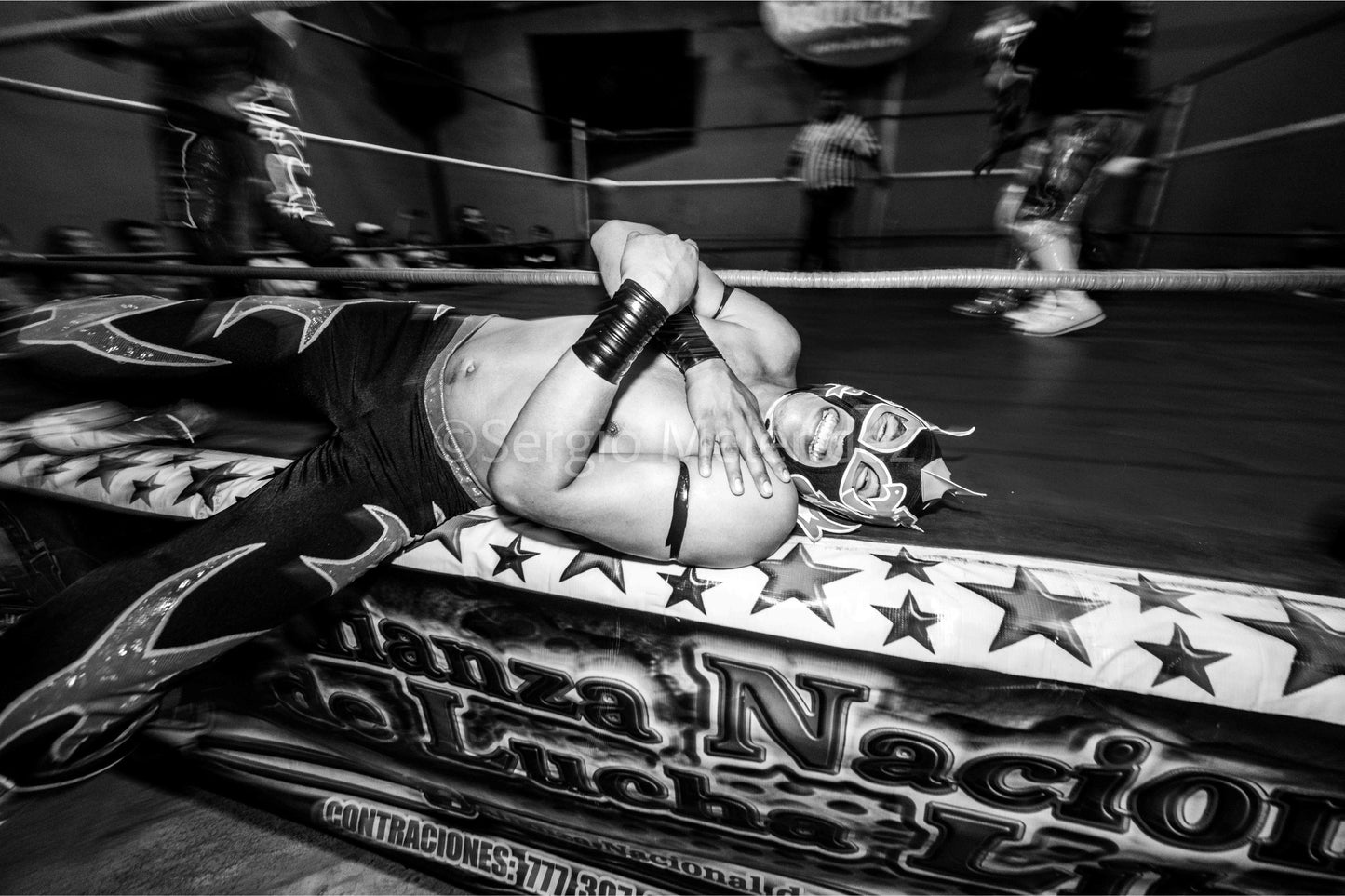 Duele bonito / It Hurts Beautifully