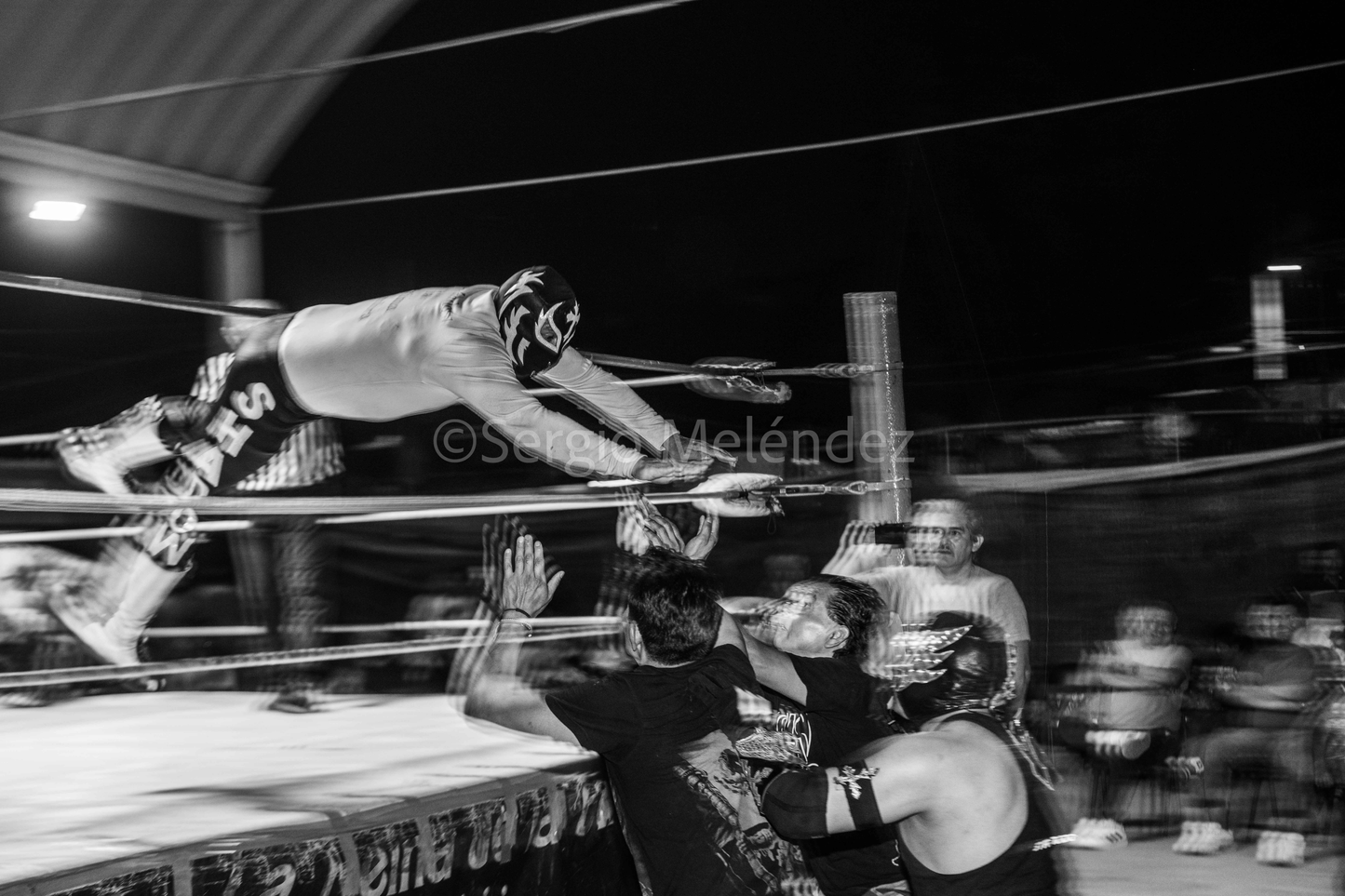 Los Que Esperan / Those Who Wait